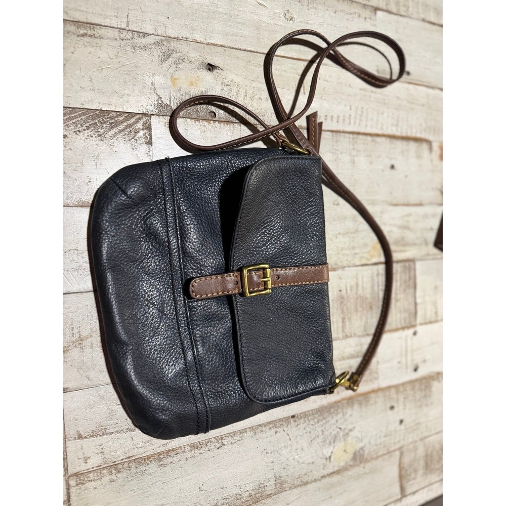 Fossil Brand Leather Crossbody Bag Purse Long Adjustable Strap Buckle‎ Brass